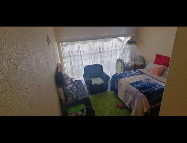 3 BEDROOM FLAT SOLD IN ELANDSHEUWEL